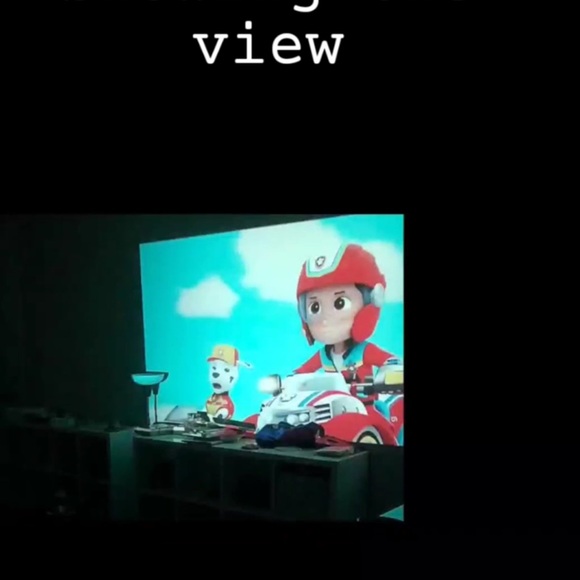 NIB WiFi Projector - Picture 2 of 5